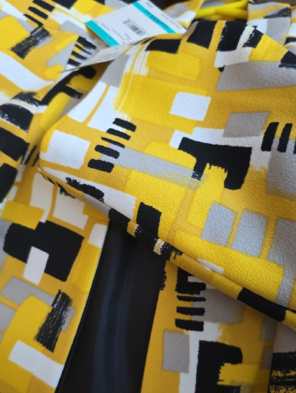 Kasper Yellow Abstract Print Jacket - Picture 3 of 7